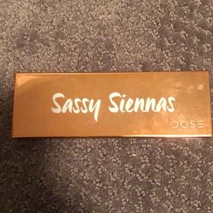 Dose of Colors - Sassy Siennas Palette